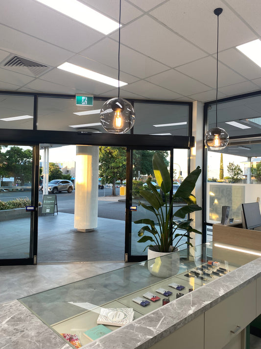 Pharmacist vs. Dispenser: Who’s Who in Your Medical Cannabis Care Team?